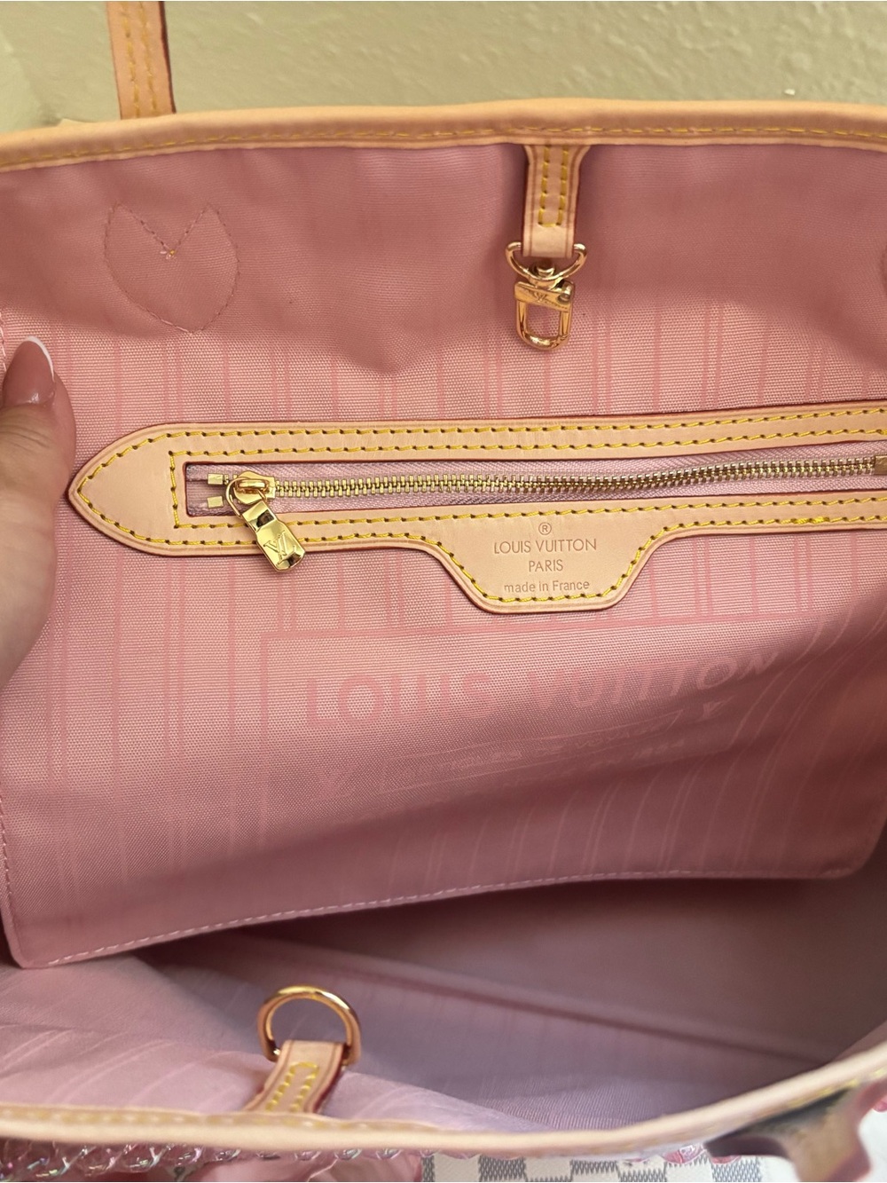 Louis Vuitton Damier Azur Neverfull Tote with Pink Scarf Accent - Picture 5 of 11
